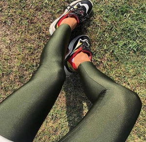 Shiny High-waisted Leggings