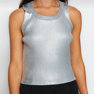 The metallic top